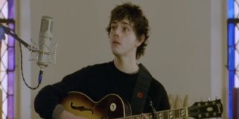Video: Jack Wolfe interpreta 'EPIC I' de HADESTOWN en Prophecy Hall