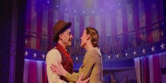فيديو: نظرة أولى على جولة BARNUM في المملكة المتحدة من بطولة ماث راول