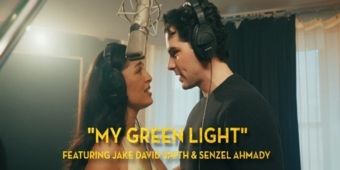 Video: David Smith en Senzel Ahmady Zingen 'My Green Light' Uit THE GREAT GATSBY