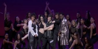Video: HAMILTON bei den Red Bucket Follies ansehen