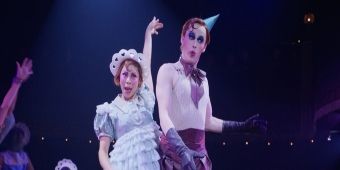 Video: Reeve Carney y Eva Noblezada en CABARET EN EL KIT KAT CLUB en Londres