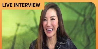 Video: Michelle Yeoh spricht über die Entwicklung ihrer Rolle in WICKED und das CRAZY RICH ASIANS Musical