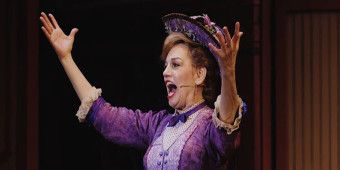 Video: Beth Leavel canta 'Before the Parade Passes By' in HELLO, DOLLY! all'Ogunquit Playhouse