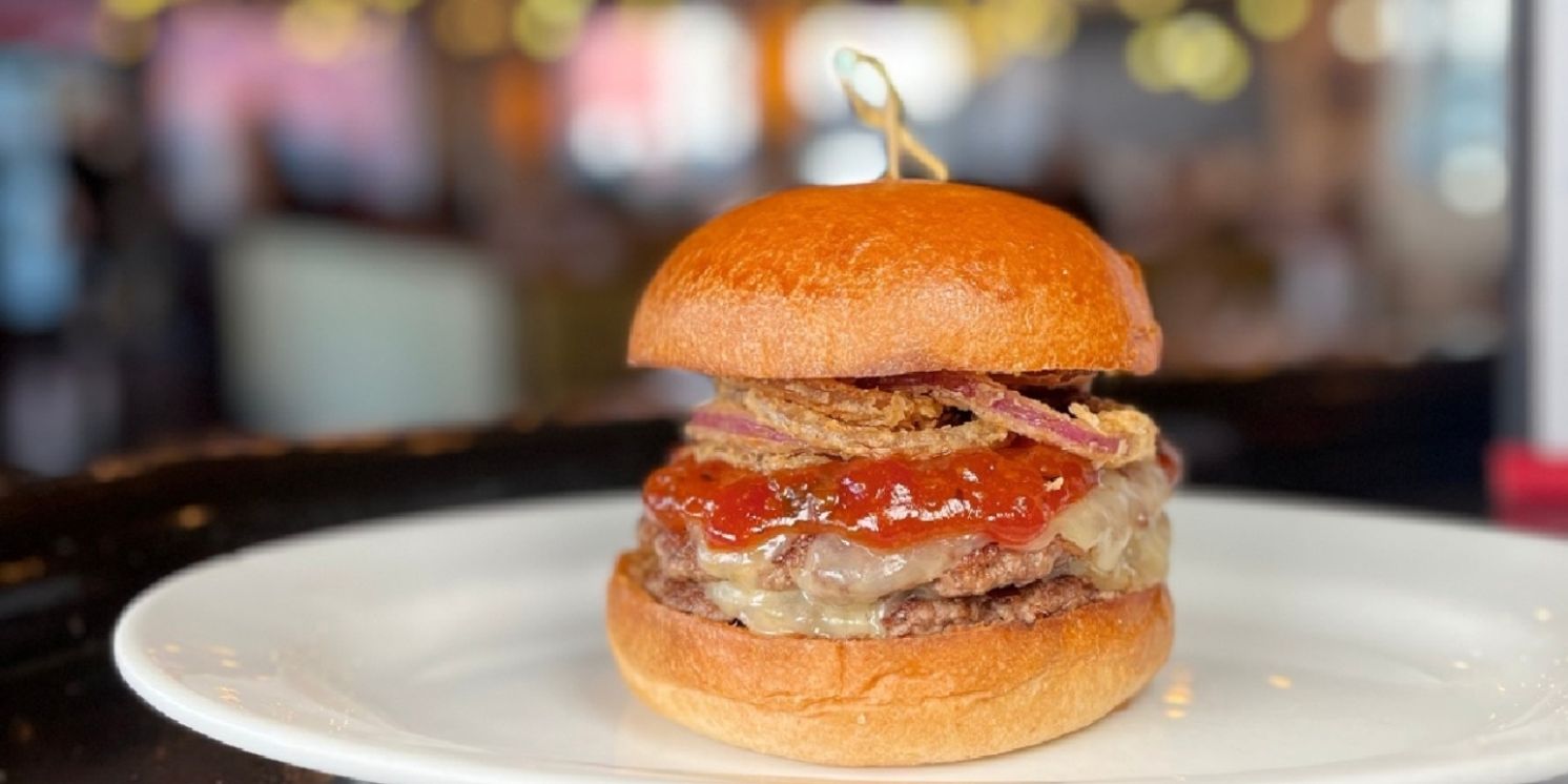 5 Napkin Burger and the Broadway Hit 'Smash'  Image