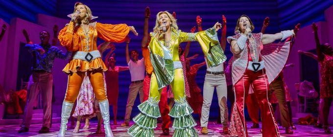 Photos: First Look at the New Cast of MAMMA MIA! in the West End Photos