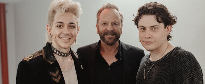 Photos: THE LOST BOYS Original Film Star Kiefer Sutherland Visits THE LOST BOYS on Broadway Photo