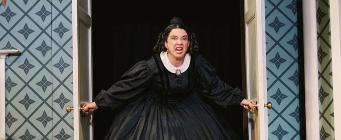 Maya Rudolph Extends Run in OH, MARY! on Broadway Photo