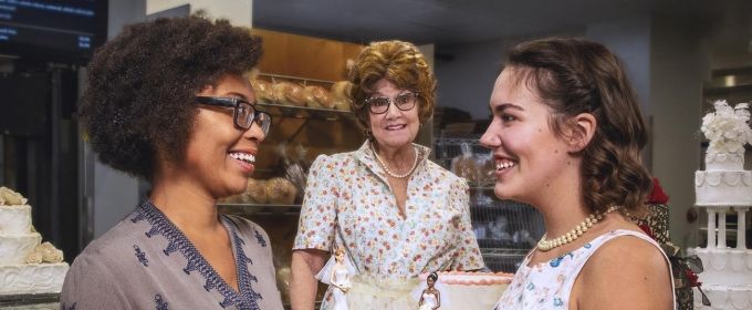 Photo Flash: Behind the Scenes At The Photo Shoot For THE CAKE At Farmers Alley  Photos