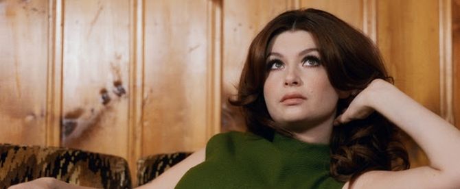 Willow Avalon Sets Dates for 2026 North American Headline Tour