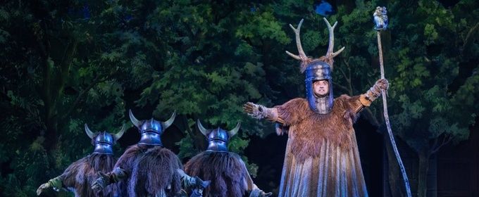 Review: Absence of Chalice: MONTY PYTHON'S SPAMALOT at Fox Theatre, St. Louis