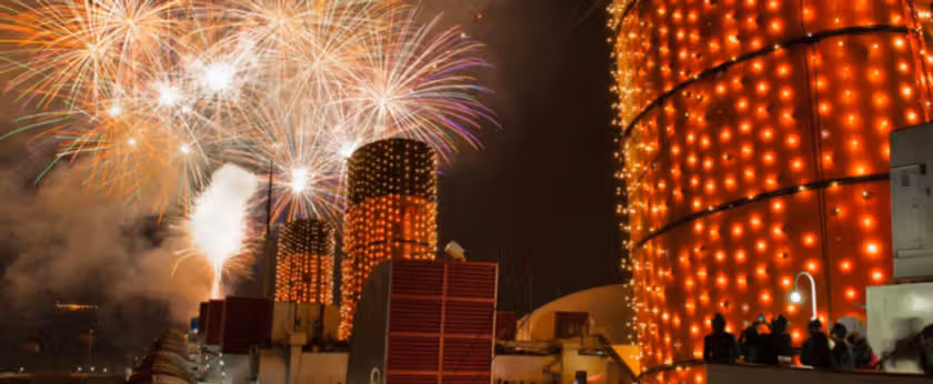 The Queen Mary to Ring in 2027 with New Year's Eve Masquerade Photo