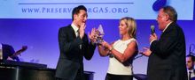 Peter Cincotti Receives Legend Award at Songbook Gala