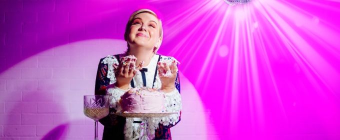 Photos: First Look at Kirby Lunn In MESSHEAD Photos