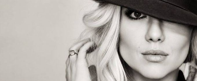 Review: HOLLAND VAVRA: BROADWAY AND BEYOND at Stages Houston