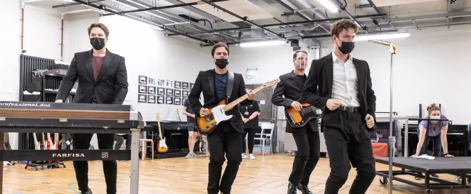 Photos: JERSEY BOYS Rehearses for the West End Photos