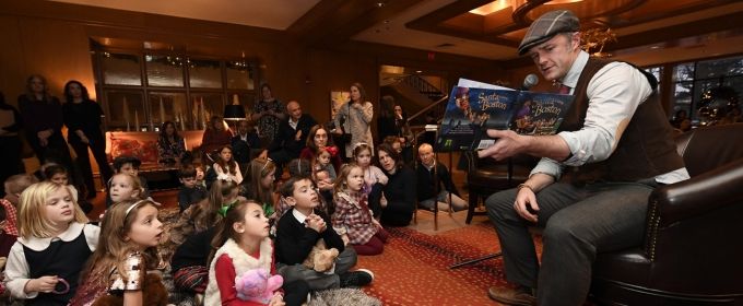 Photo Flash: It's A Blue Christmas In Boston With BLUE MAN GROUP Photos