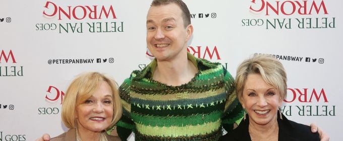 Photos: On the Red Carpet of PETER PAN GOES WRONG Opening Night Photos