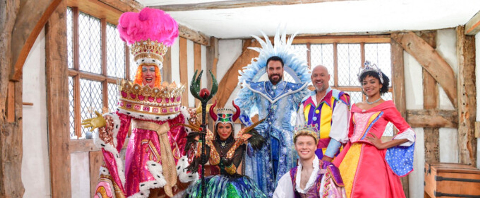 SLEEPING BEAUTY Stars Launch Pantomime at Middleton Hall Ahead of Birmingham Run