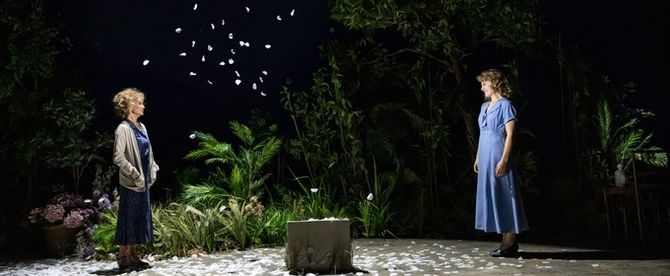 Review: INDIAN INK, Hampstead Theatre