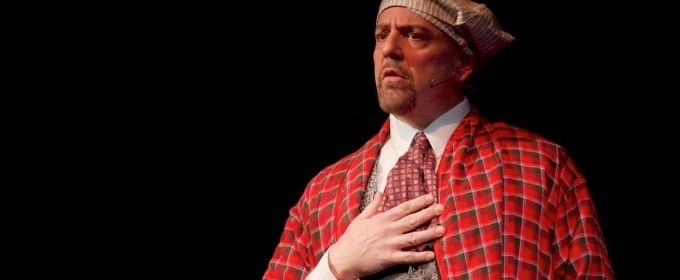 BWW Review: One Actor, 25 Characters Bring Alive 
A CHRISTMAS CAROL at Ridgefie Photos