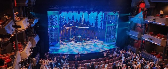 Review: Theatre Calgary’s COME FROM AWAY nourishes your heart and soul