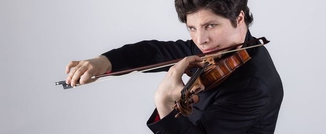 Augustin Hadelich Named Artistic Partner at Mahler Chamber Orchestra