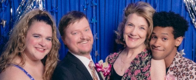 Photos: KIMBERLY AKIMBO Company Poses at 1999 New Jersey Prom Party Photos