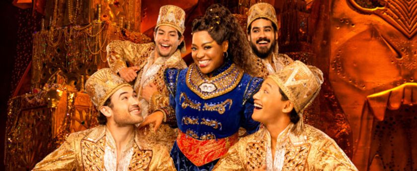Photos: First Look at Sherri Shepherd as 'the Genie' in ALADDIN Photo