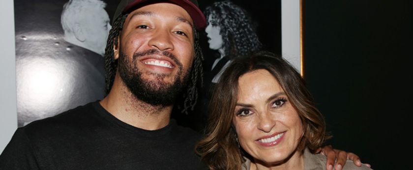 Photos: Jalen Brunson Visits Mariska Hargitay at EVERY BRILLIANT THING Photo