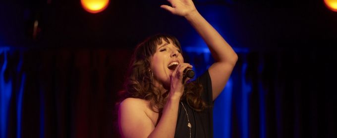 Photo Flash: Farah Alvin Returns to The Green Room 42 With B-SIDE Photos