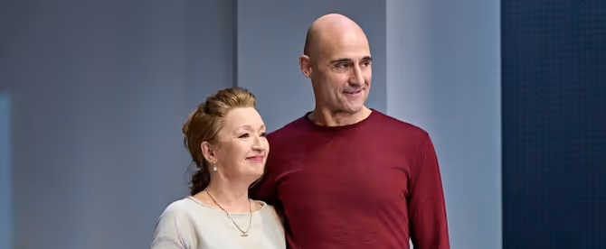 OEDIPUS Starring Mark Strong and Lesley Manville Sets Broadway Dates