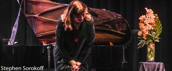 Photos: ​​​​​​Ann Hampton Callaway Parks Her Talents in the Arts Gar Photos