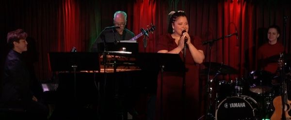 Review: THE 2ND ANNUAL DIONNE FAMILY CHRISTMAS A Perfect Start to the Holidays at The Green Room 42