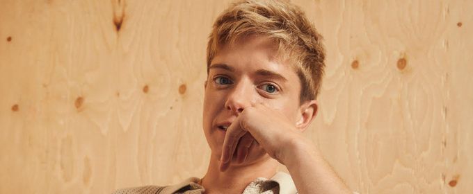 Mae Martin Will Bring THE POSSUM to Buddies in Bad Times For Limited Run