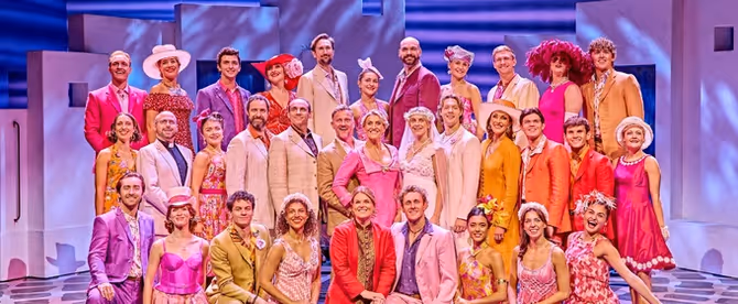 Photos: MAMMA MIA! West End Finds New Cast