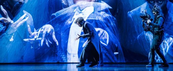 Cynthia Erivo Stops DRACULA Mid-Show After Spotting Audience Member Filming