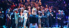 Photo/Video: Celine Dion Visits CATS Tour