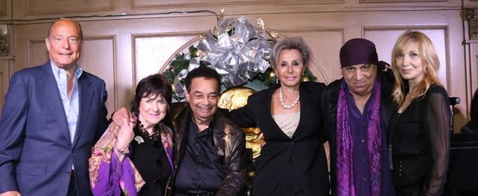Photo Coverage: GARY U.S. BONDS Performs at The Friars Club Photos