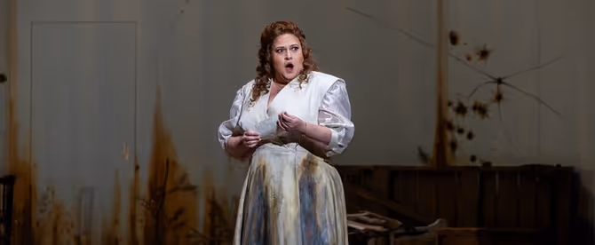 Interview: Alexandra LoBianco Returns to Center Stage in Boston Lyric Opera's MACBETH