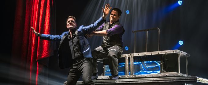 Review: CHAMPIONS OF MAGIC at Studebaker Theater