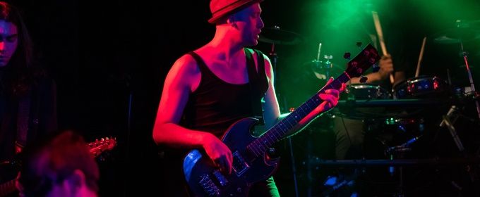 FLANNEL: A 90S ROCK MUSICAL Will Come to Columbus