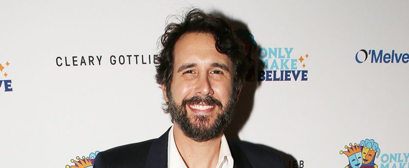 Josh Groban's Find Your Light Foundation Will Host Annual Benefit in October Photo
