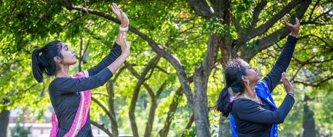 Photos: Chicago Dance's SCAVENGER HUNT Returns As Part of Chicago Dance Month Photos