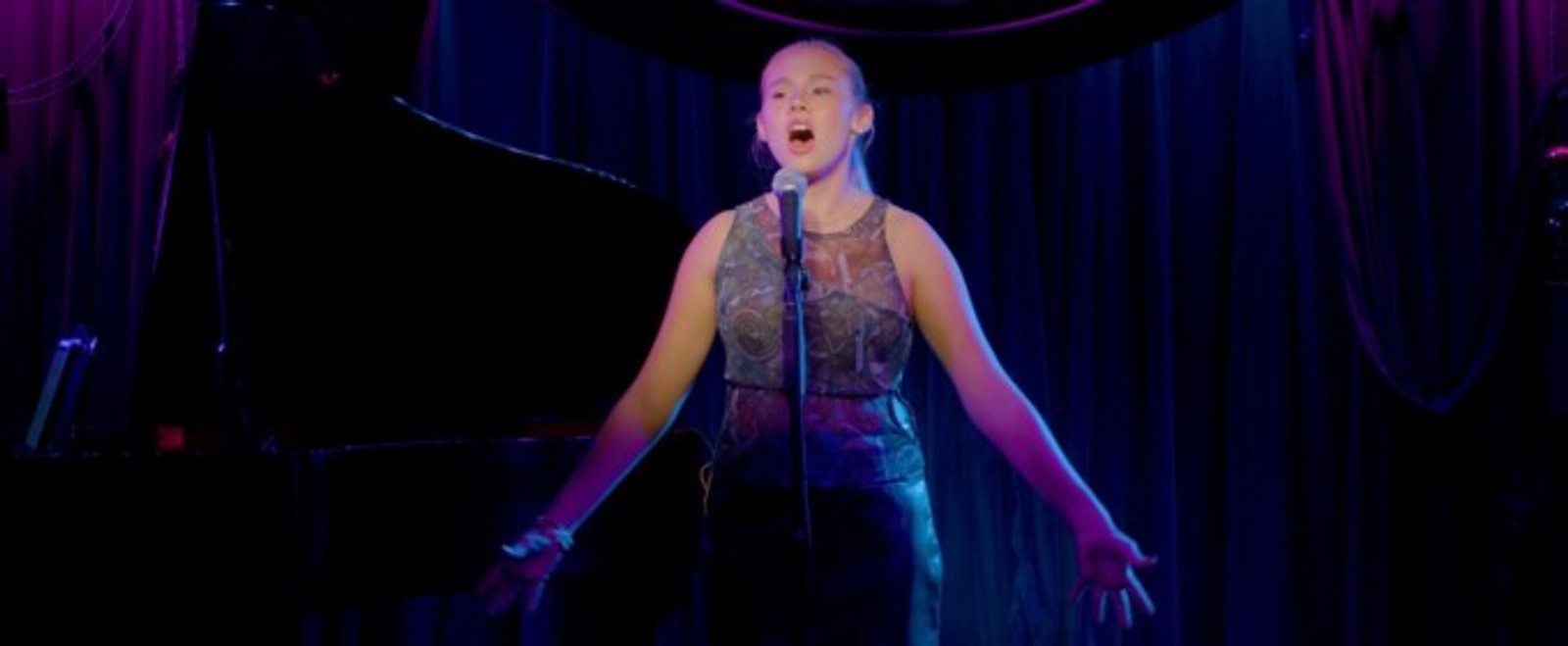 Exclusive: Mariah Poppins Is Coming! Watch Viral Sensation Coco Marshall Sing 'Heart of Stone' from Her Solo Show