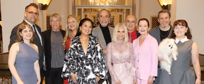 Video: Meet the Team of VERSAILLES