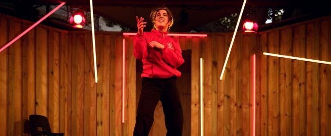 Photos: First Look at RAINER at Arcola Outside Photos