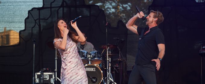 BWW Review: Transcendence Theatre’s RADIO RECALL Uncorks Timeless Hits Under the Sonoma Stars