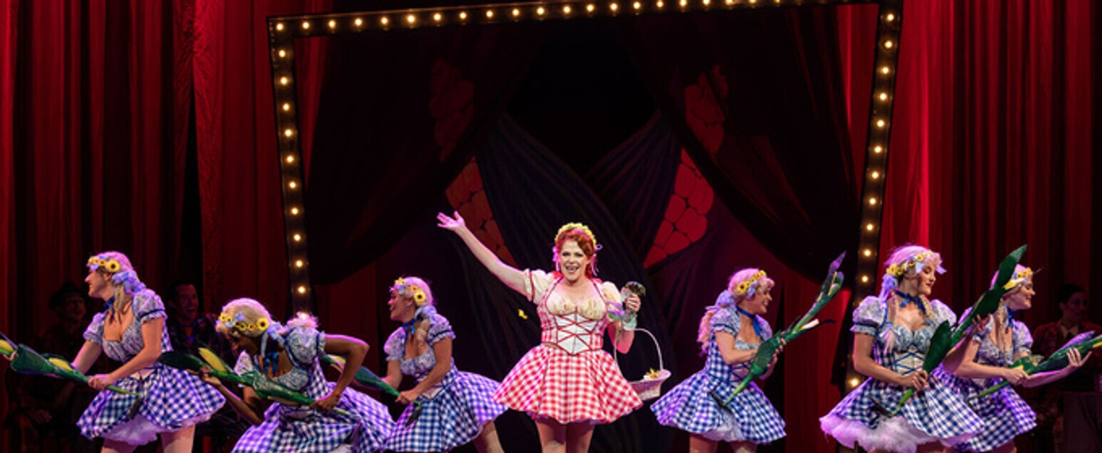 Review: GUYS AND DOLLS at Moonlight Stage