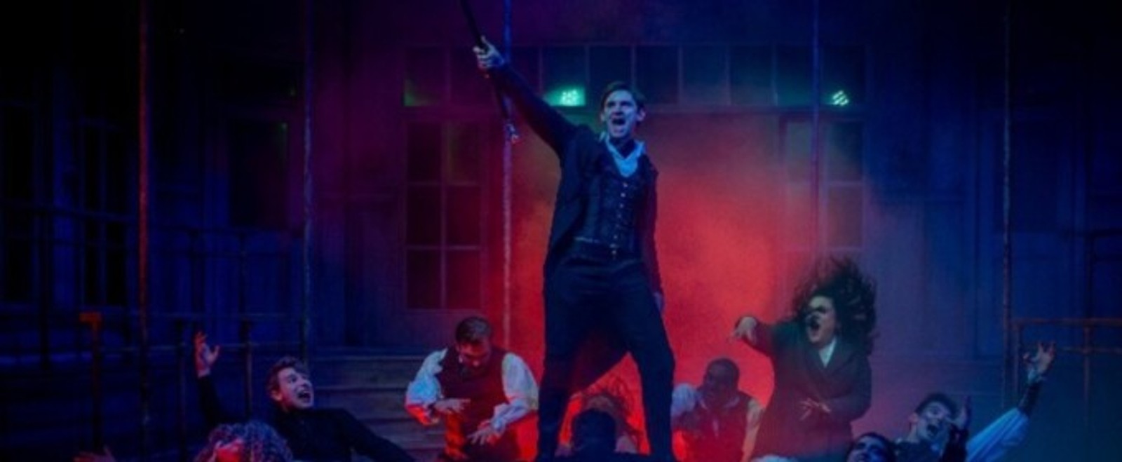 JEKYLL & HYDE Continues at Broadway Playhouse in Chicago