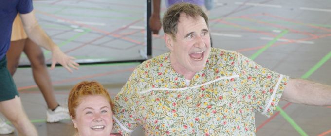 Video: Richard Kind & Katy Geraghty Rehearse 'Welcome to the 60's' from HAIRSPRAY at The Muny